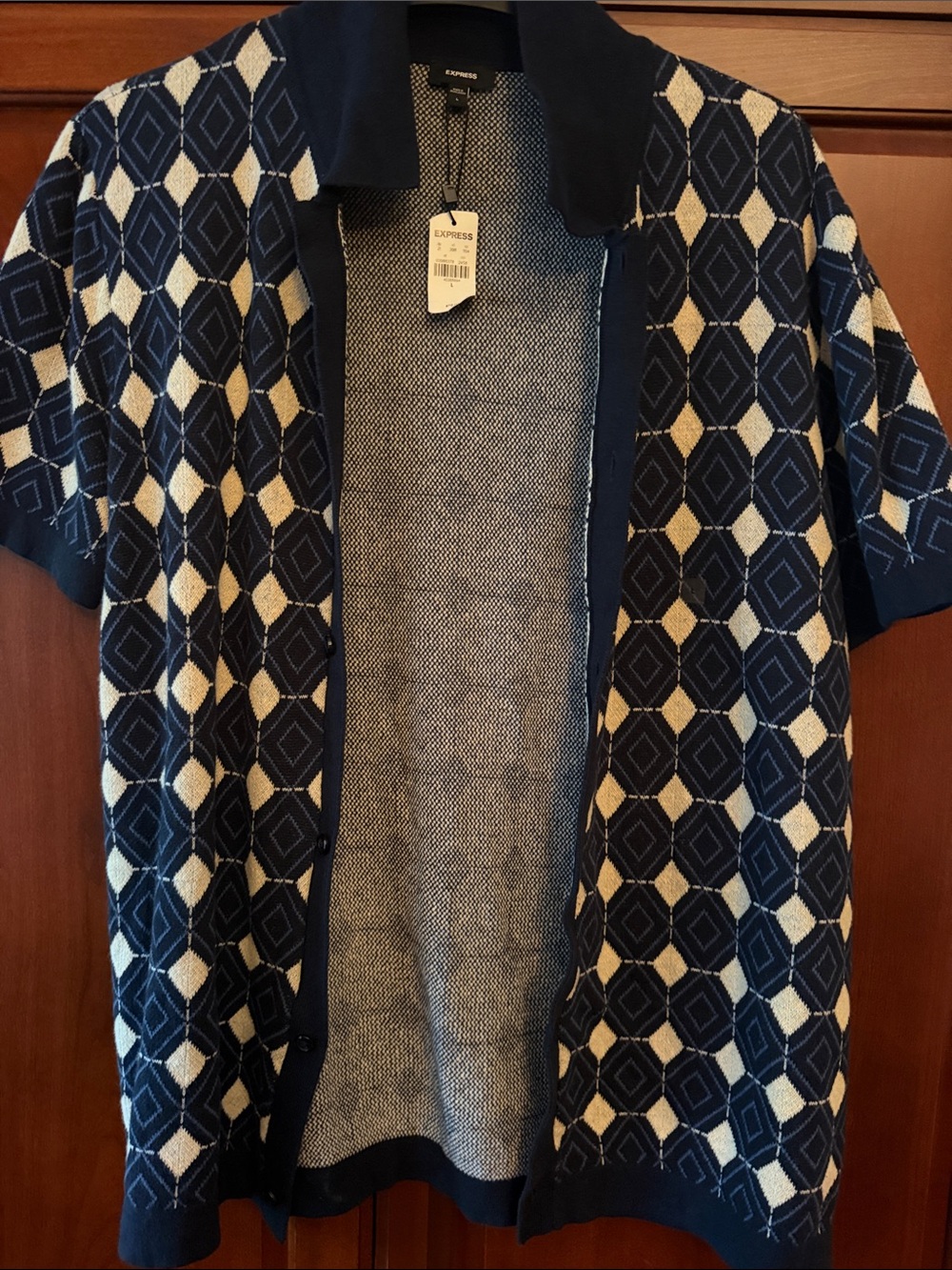 Express Men's Navy and Cream Geometric Short-Sleeve Cardigan